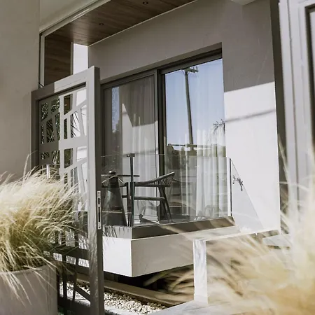 Muses Aparthotel Kourouta