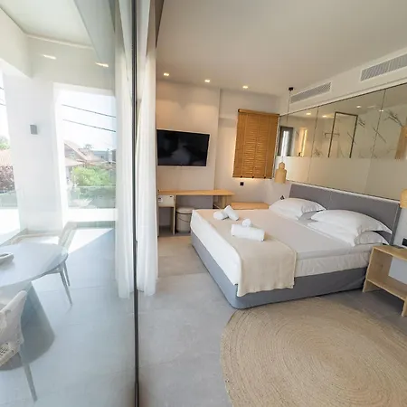 Muses Aparthotel *