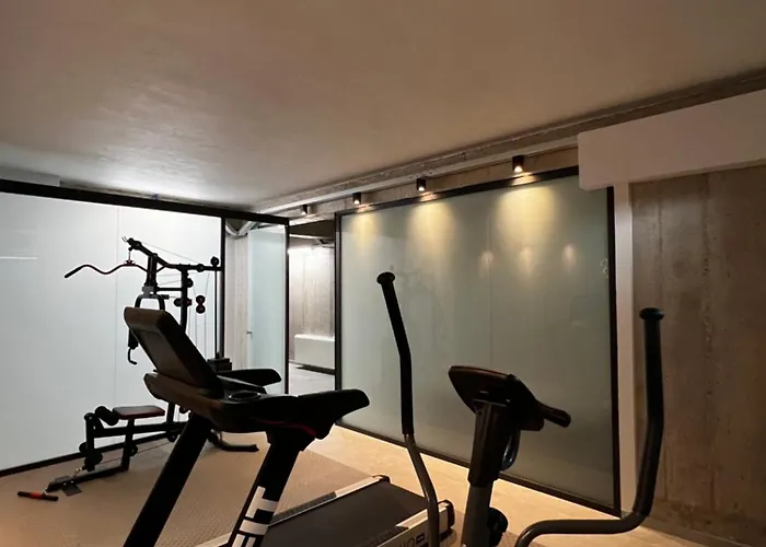 Muses アパートホテル